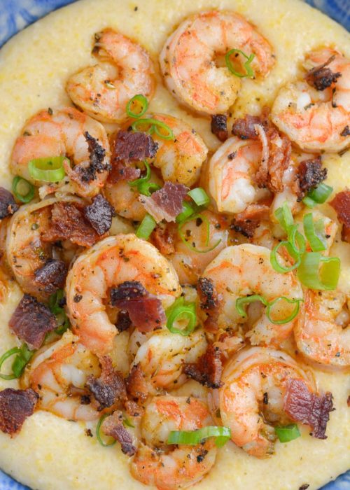 Cheesy Shrimp and Grits Recipe (The BEST!) - Maebells