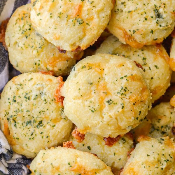 Keto Three Cheese Biscuits (2 net carbs) - Maebells