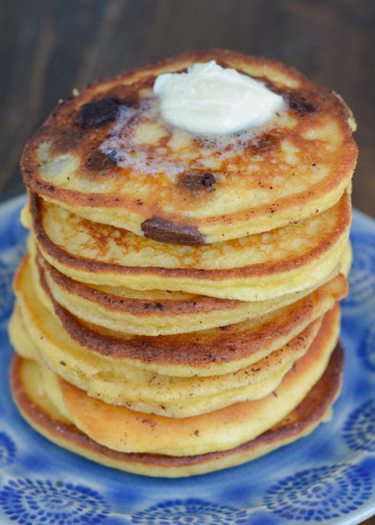 Chocolate Chip Protein Pancakes (keto + low carb) - Maebells