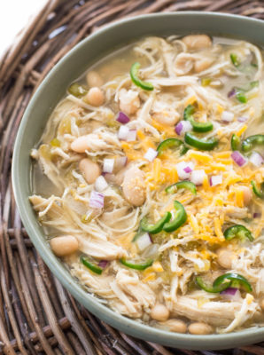 Slow Cooker White Bean Chicken Chili Verde + Video - Maebells