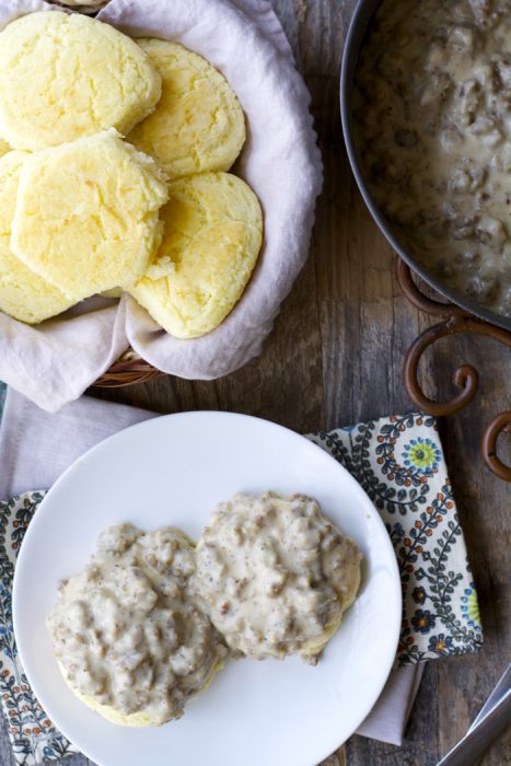 Homemade Sausage Gravy Recipe (So Easy!) - Maebells