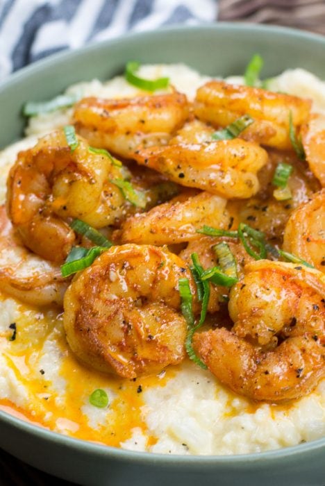 Keto Shrimp and Grits (under 5 net carbs) - Maebells