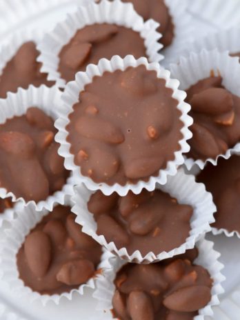 This Chocolate Almond Keto Crock Pot Candy is the perfect make-ahead dessert! Only 4 ingredients required, easy to store, and under 2 net carbs per piece! 