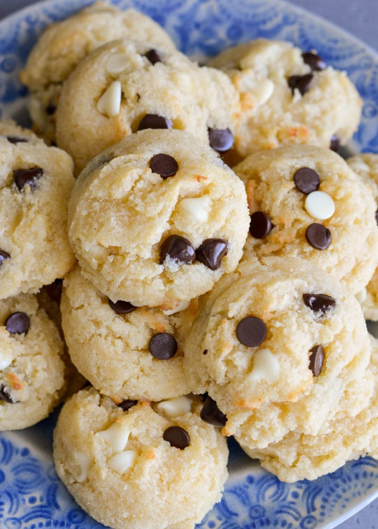 Cake Mix Chocolate Chip Cookies - THIS IS NOT DIET FOOD