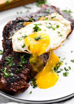 3-Ingredient Steak and Eggs Recipe (Keto & Low Carb) - Maebells