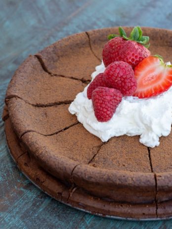 This Flourless Chocolate Cake Recipe is perfect for special occasions! This rich, decadent, fudgy cake is low carb, keto-friendly and completely gluten free! 