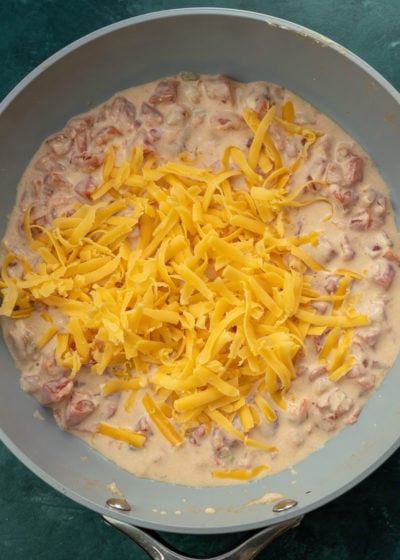 Cheesy Rotel Chicken Maebells   Cheesy Rotel Chicken Easy Keto Chicken 5 400x560 