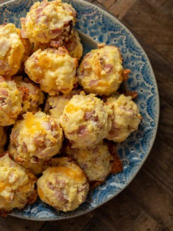 These Keto Ham and Cheese Bites are only 1.5 net carbs each, and are great warm or cold! This is one of the best keto recipes!