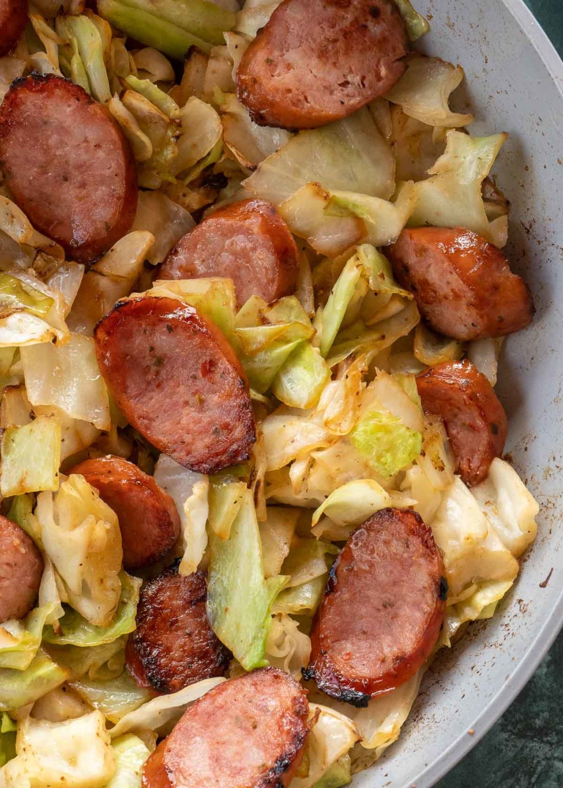 Keto Cabbage and Sausage Skillet (Quick & Easy!) Maebells