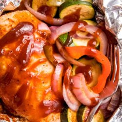 BBQ Chicken Foil Packets Recipe - Easy Chicken Recipes