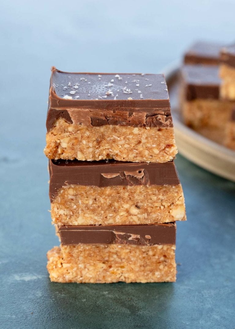 Almond Bars - Maebells